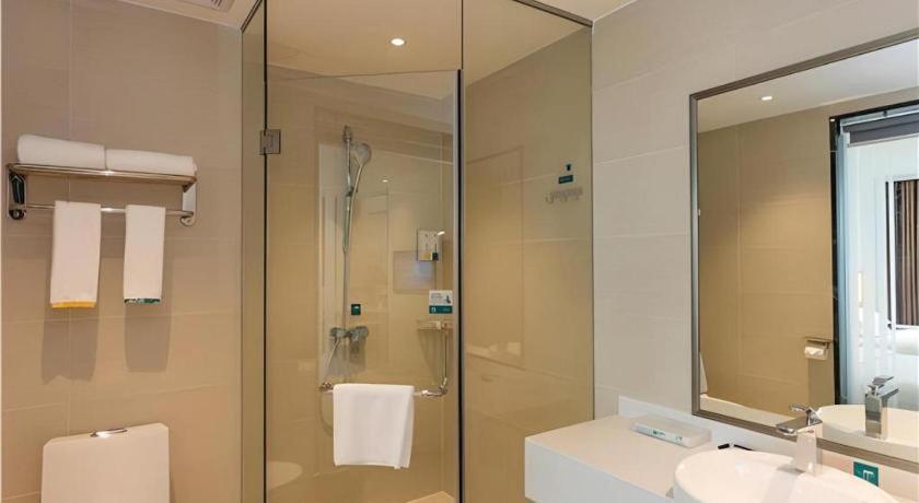 City Comfort Inn Maoming Xinyi Yudu Park Exterior photo